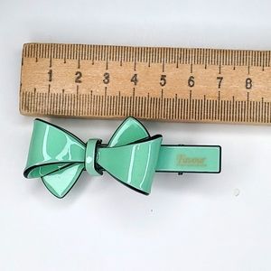 Luxury Acrylic Ribbon Hair Clip  girl